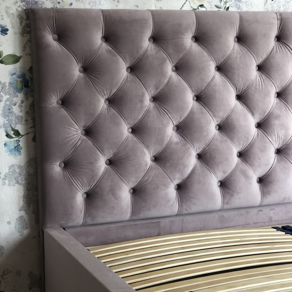 Łóżko tapicerowane pikowane Celine styl nowojorski, hamptons, amerykański, modern classic