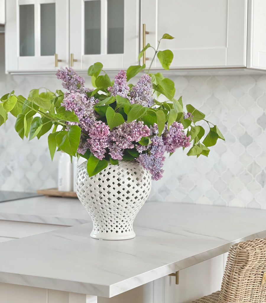 Ażurowa waza ceramiczna biała White Ginger Jar