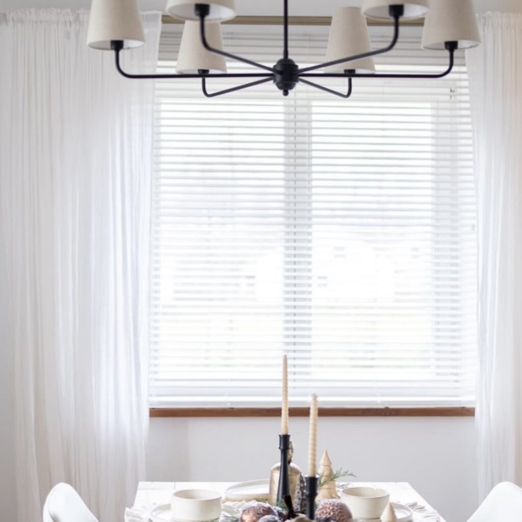 Żyrandol do sypialni w stylu farmhouse Cheldon Black I