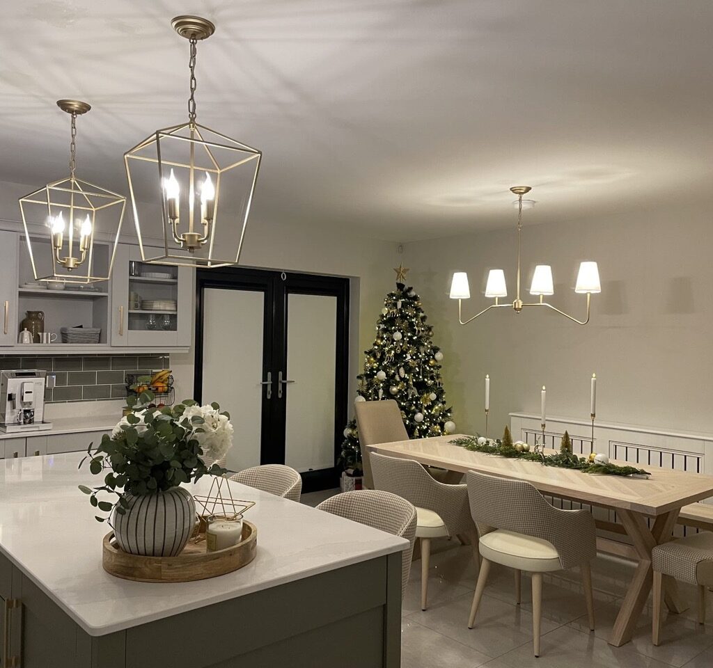 Złota lampa nad stół do jadalni Caden styl farmhouse